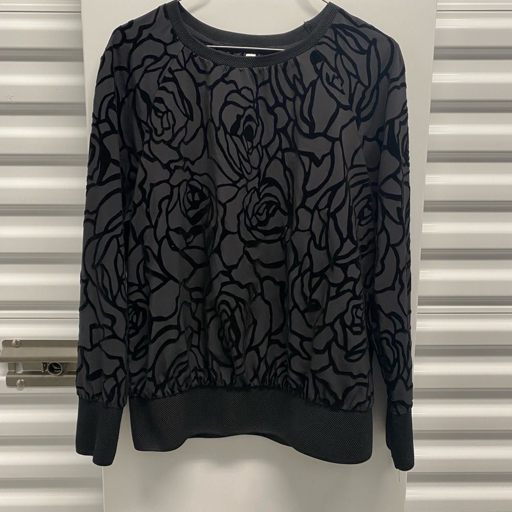 Fabletics rose print sweater